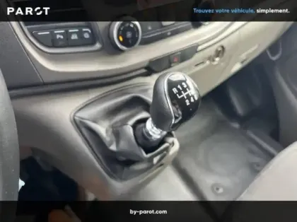 Photo 37 Ford Custom 300 L2H2 2.0 ECOBLUE 130 TREND BUSINESS