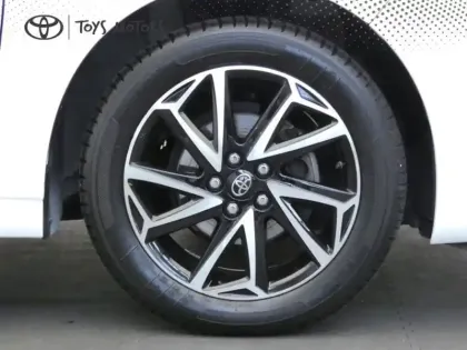Photo 5 Toyota Yaris 120 VVT-i Design