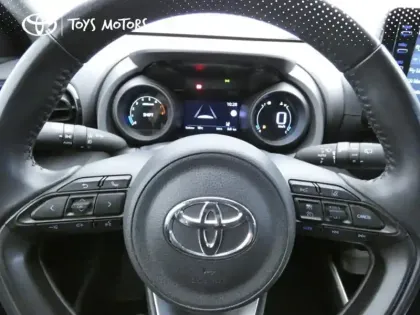 Photo 9 Toyota Yaris 120 VVT-i Design