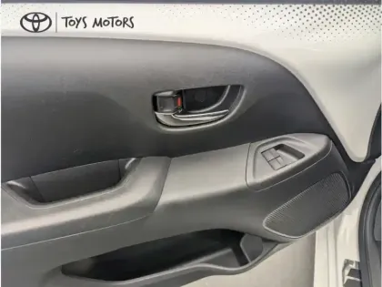 Photo 6 Toyota Aygo x-play 1.0 72 ch BVA5