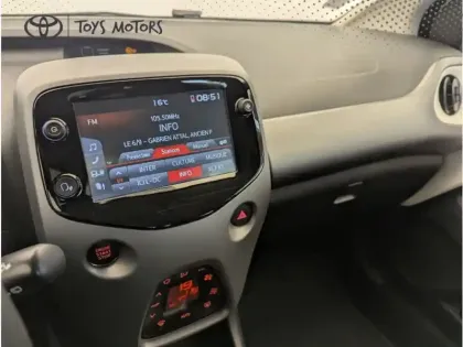 Photo 18 Toyota Aygo x-play 1.0 72 ch BVA5
