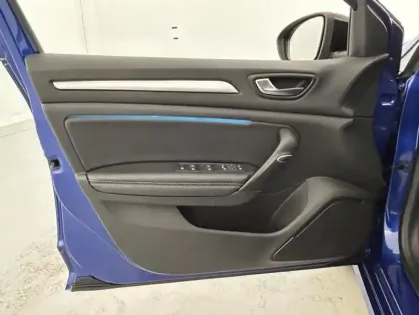 Photo 39 Renault Megane 1.5 Blue dCi 115ch Techno EDC + Toit ouvrant