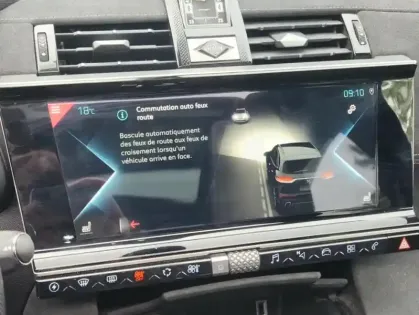 Photo 47 DS DS 7 E-TENSE 4x4 PERFORMANCE Line