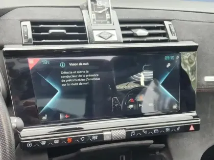 Photo 26 DS DS 7 E-TENSE 4x4 PERFORMANCE Line