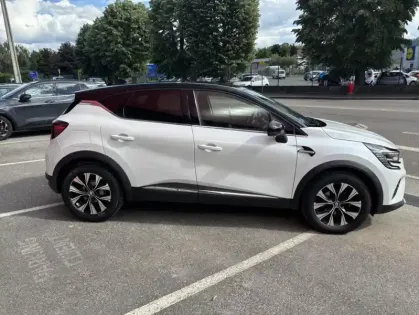 Photo 12 Renault Captur TCE 90 TECHNO