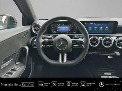 Photo 6 Mercedes Classe A  200 163ch AMG Line 7G-DCT