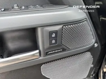Photo 19 Land rover Defender  110 3.0 D300 Hard Top X-Dynamic SE