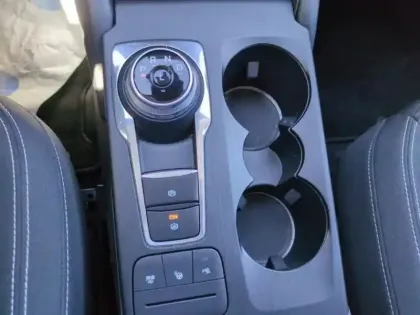 Photo 11 Ford Kuga  2.5 Duratec 190ch FHEV E85 Titanium BVA