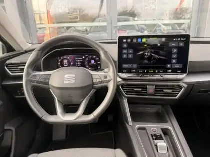 Photo 13 Seat Leon  1.5 eTSI Hybrid 115ch Copa DSG7