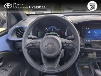 Photo 8 Toyota Aygo  X 116h Graphic