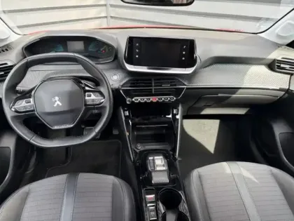 Photo 7 Peugeot 208  e- 136ch Allure