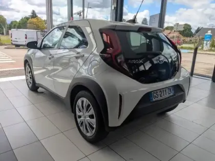 Photo 6 Toyota Aygo  X 1.0 VVT-i 72ch Dynamic S-CVT MY23