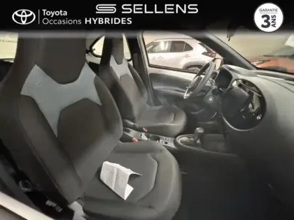 Photo 5 Toyota Aygo X  116h Dynamic