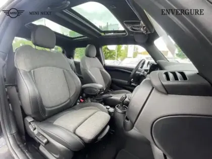 Photo 8 Mini Mini  Cooper 136ch Edition Greenwich BVA7 109g