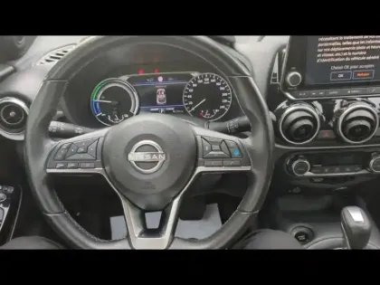 Photo 13 Nissan Juke  1.6 Hybrid 143ch Première Edition 2022.5