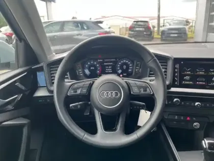 Photo 14 Audi A1  Sportback 35 TFSI 150ch S line S tronic 7