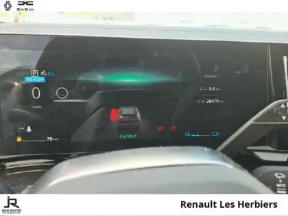 Photo 14 Renault Austral  1.2 E-Tech full hybrid 200ch Iconic