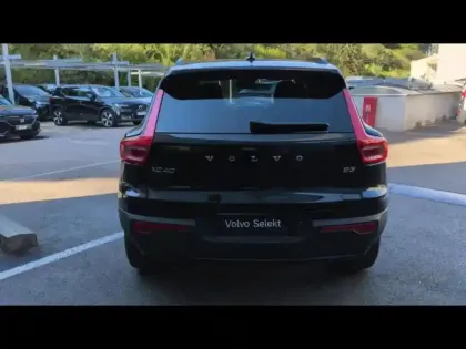 Photo 8 Volvo XC40  B3 163ch Ultra DCT 7