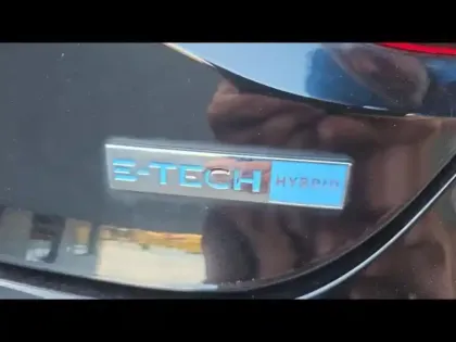 Photo 10 Renault Clio  1.6 E-Tech hybride 145ch Techno