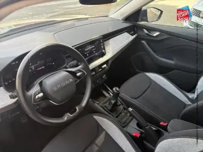 Photo 14 Skoda Kamiq  1.0 TSI Evo 2 116ch Selection