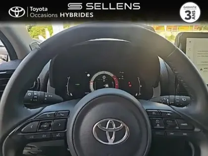 Photo 12 Toyota Yaris  116h Design 5p MY22
