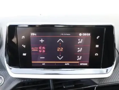 Photo 11 Peugeot 208  1.2 PureTech 100ch S&S Allure EAT8