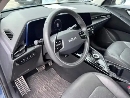 Photo 8 Kia Niro  1.6 GDi 129ch HEV Premium DCT6