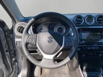 Photo 12 Suzuki Vitara  1.4 Boosterjet Hybrid 129ch Style