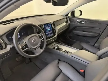 Photo 6 Volvo Xc60  T6 Hybride Rechargeable 253 + 145ch Ultra Style Dark Geartronic 8 AWD