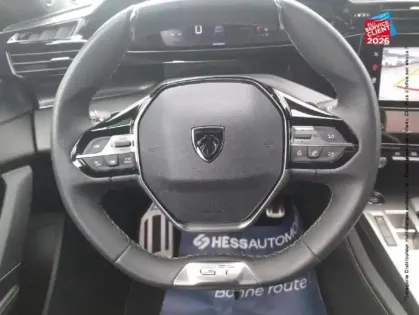 Photo 11 Peugeot 308  1.2 Hybrid 145ch GT e-DCS6
