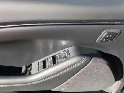 Photo 13 Ford Mustang  Mach-E 269ch Standard Range 76kWh Mach-E Propulsion