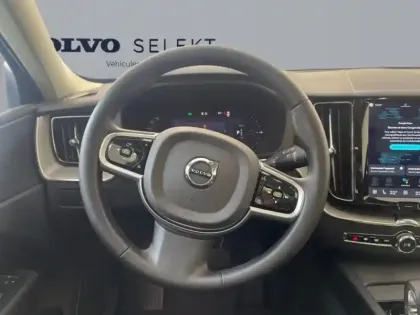 Photo 7 Volvo Xc60  T6 Hybride Rechargeable 253 + 145ch Plus Style Dark Geartronic 8 AWD