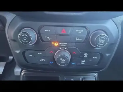 Photo 18 Jeep Renegade  1.6 MultiJet 120ch Brooklyn Edition MY20