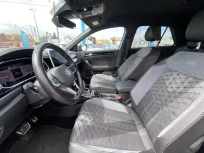 Photo 15 Volkswagen T-roc  2.0 TDI 150ch R-Line DSG7