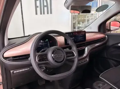 Photo 10 Fiat 500  e 118ch MY23