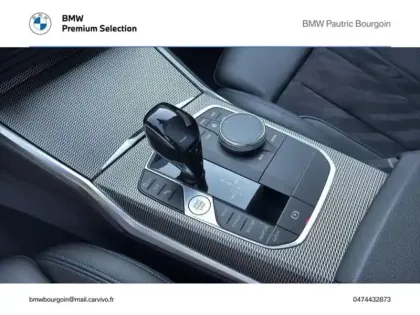 Photo 15 BMW Serie 3 Série 3 318dA MH 150ch M Sport
