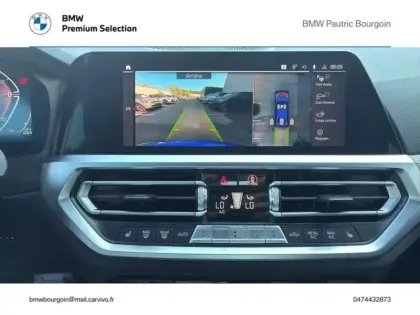 Photo 16 BMW Serie 3 Série 3 318dA MH 150ch M Sport