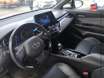 Photo 14 Toyota C-HR  122h Collection 2WD E-CVT RC18