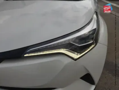 Photo 12 Toyota C-HR  122h Collection 2WD E-CVT RC18