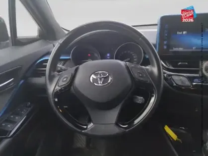 Photo 11 Toyota C-HR  122h Collection 2WD E-CVT RC18