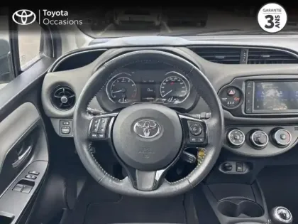 Photo 8 Toyota Yaris  110 VVT-i France Connect 5p MY19