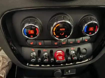 Photo 12 Mini Mini Clubman Cooper 136ch Knightsbridge BVA7