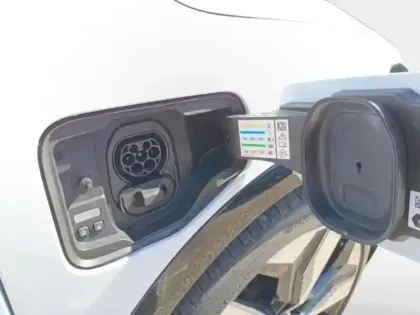 Photo 9 Renault Megane  E-Tech Electric EV60 220ch Techno super charge -B