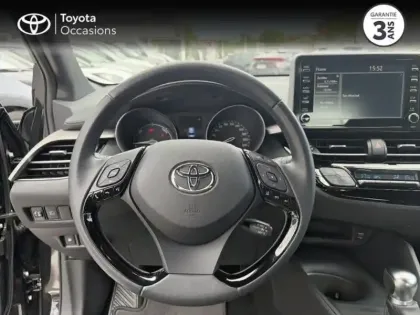 Photo 8 Toyota C-HR  2.0 Hybride 184ch Dynamic Ultimate E-CVT