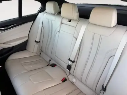 Photo 12 BMW Serie 5 Série 5 530dA 265ch M Sport Steptronic