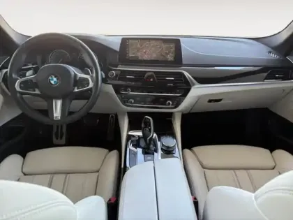 Photo 9 BMW Serie 5 Série 5 530dA 265ch M Sport Steptronic