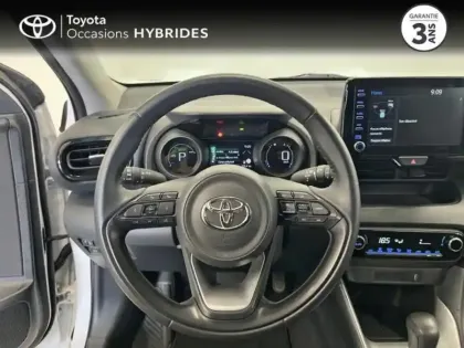 Photo 8 Toyota Yaris  116h Design 5p MY22