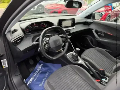 Photo 14 Peugeot 2008  1.2 PureTech 100ch S&S Active Business