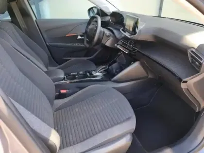 Photo 14 Peugeot 208  e- 136ch Active Pack
