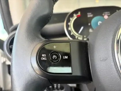Photo 13 Mini Mini  Cooper 136ch Edition Premium Plus BVA7